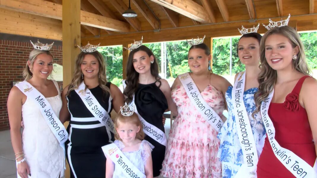 Local Miss Tennessee contestants attend send-off at Lincoln Park