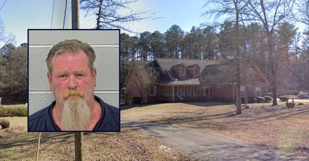 Man allegedly killed his wife and daughter after criticism