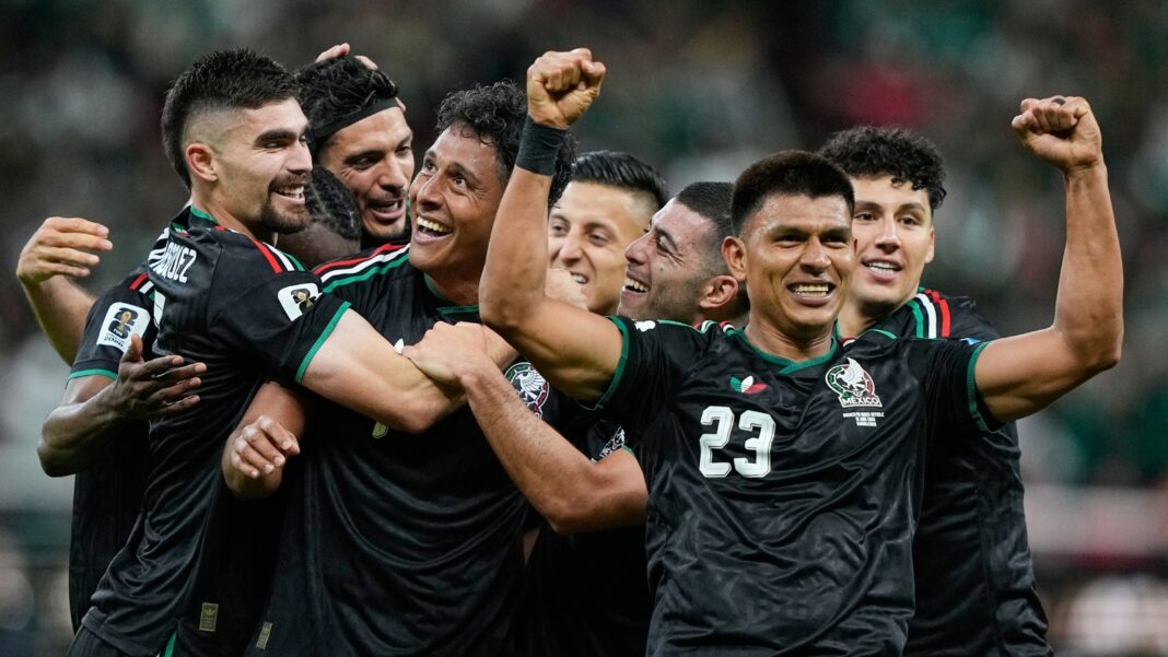 Mexico becomes first country to reach knockout stage of World Cup, beating South Korea 1-0