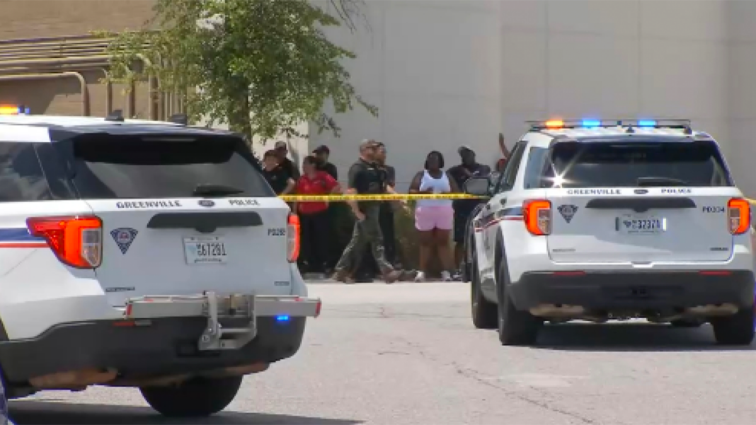 Multiple people wounded in shooting at South Carolina's largest mall, authorities detain suspects: report