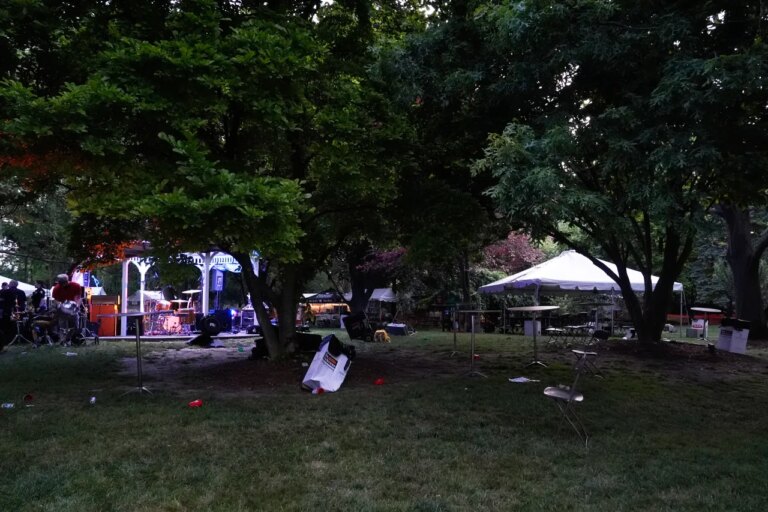 Ohio Street Festival Shooting: Police Hunt for Suspects After 12 Injured in Violent Attack