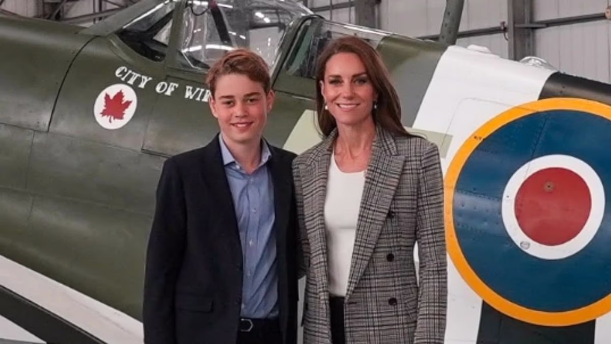 Prince George and Kate visit RAF planes on National Armed Forces Day