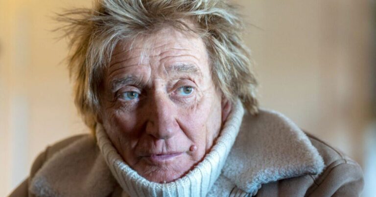 Rod Stewart Bids Farewell: Fans Rally Around as He Announces Final Performance