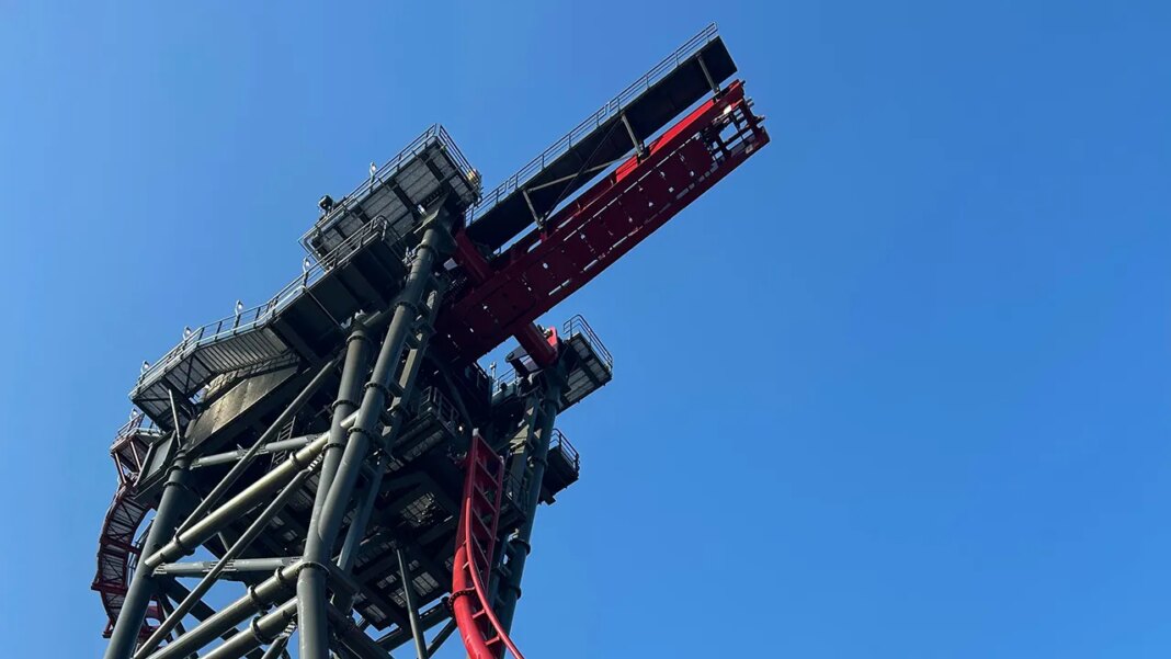 Siren's Curse roller coaster strands riders vertically twice in one weekend at Six Flags Cedar Point