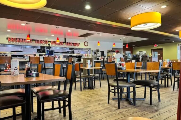 Denny’s Closure in Southern California Sparks Outcry in Beach Community