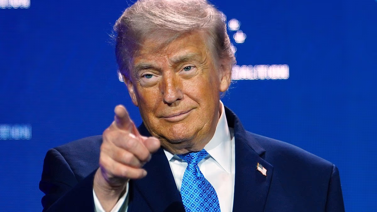 Trump slams 'milk toast' Fox News anchor Shannon Bream for committing one of the president's cardinal sins on air