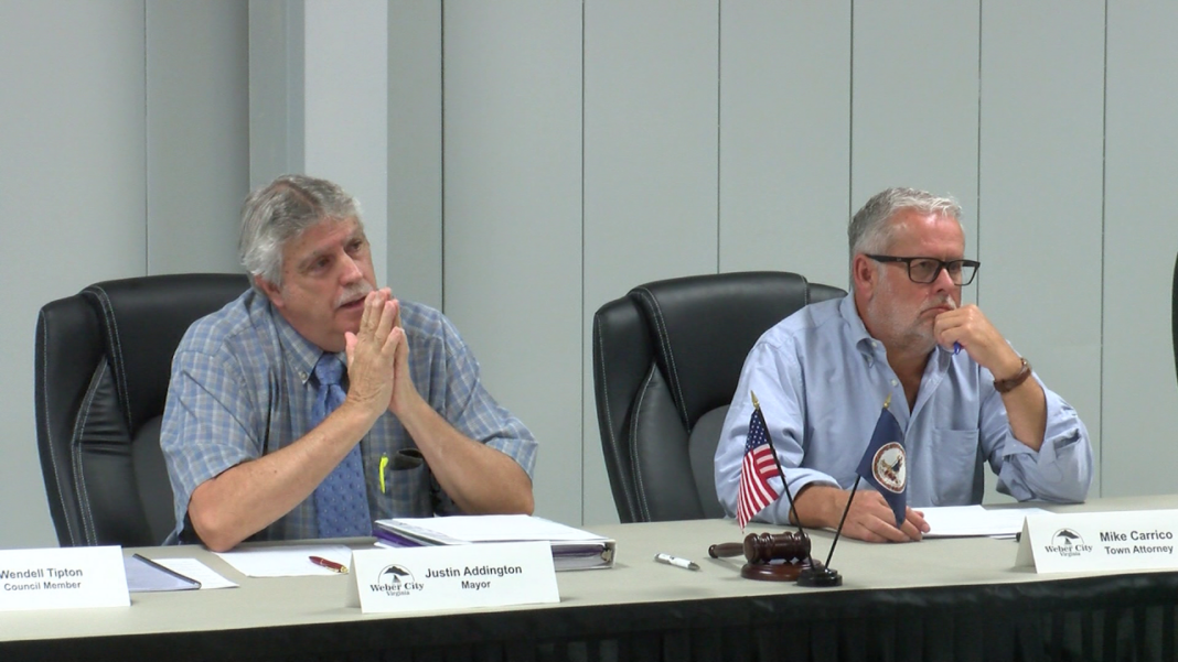 Weber City leaders consider ordinance on mobile homes