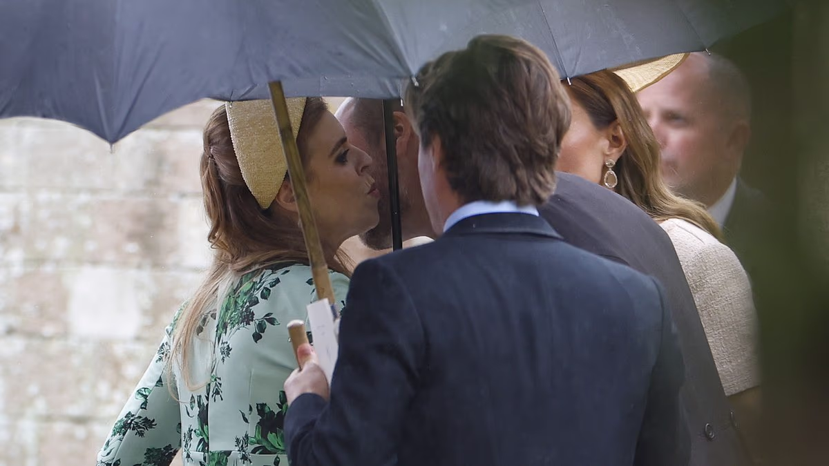 William's kiss for Beatrice shows Charles 'is reasserting control'