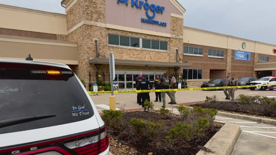 2 shot inside Texas Kroger store in domestic violence disturbance, authorities say