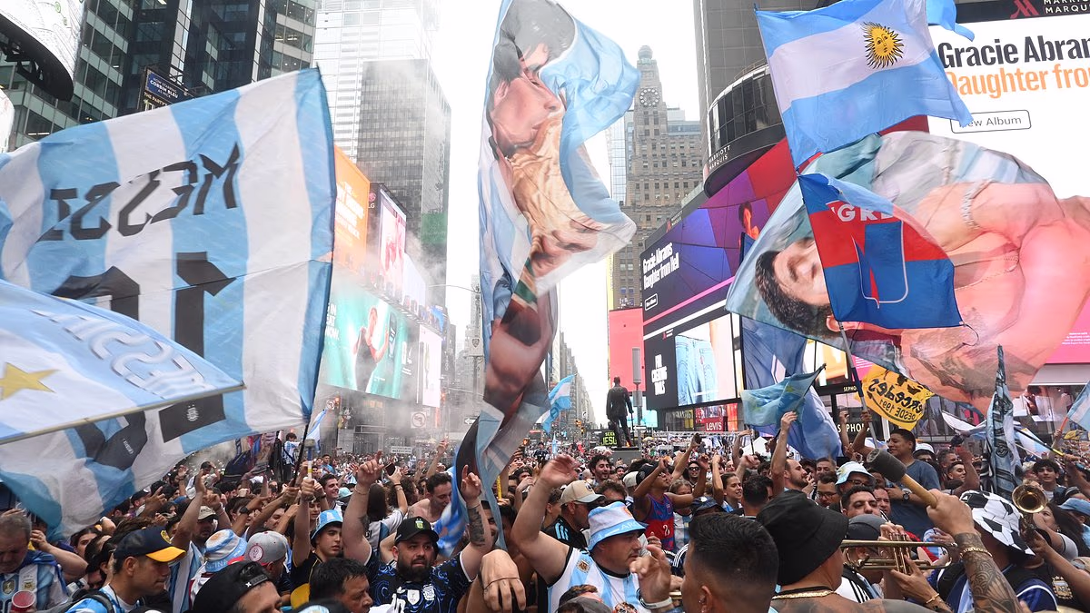 Argentina fans take over Times Square in wild World Cup scenes