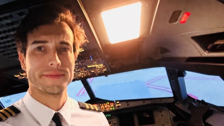 Argentinian Flight Instructor Dies After Jumping Mid-Air, 22-Year-Old Student Successfully Lands Aircraft Alone
