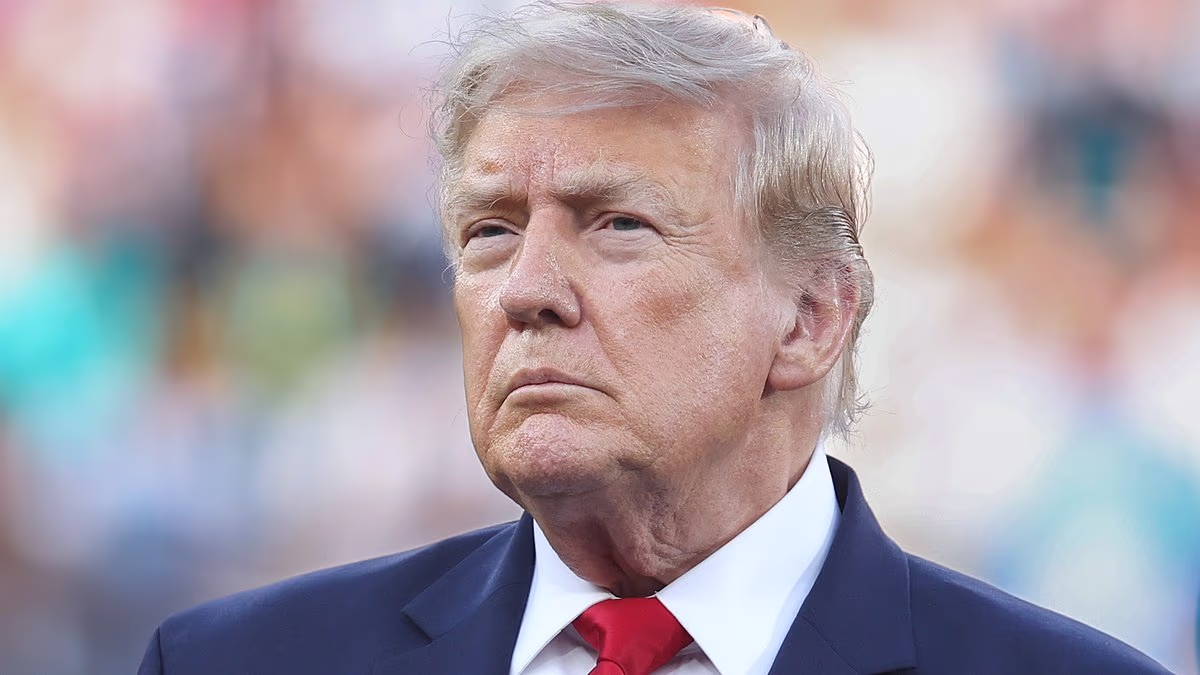 Burnham 'invites Trump to Manchester' in awkward first phone call