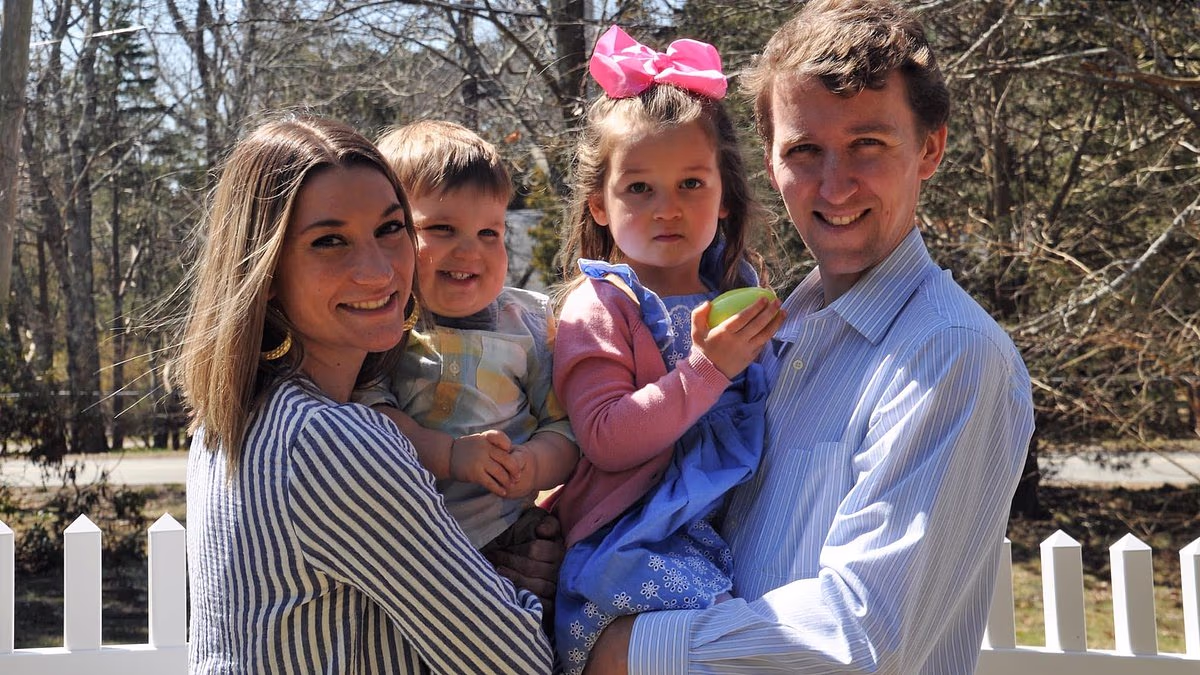 Chilling truth of postpartum psychosis as Lindsay Clancy stands trial