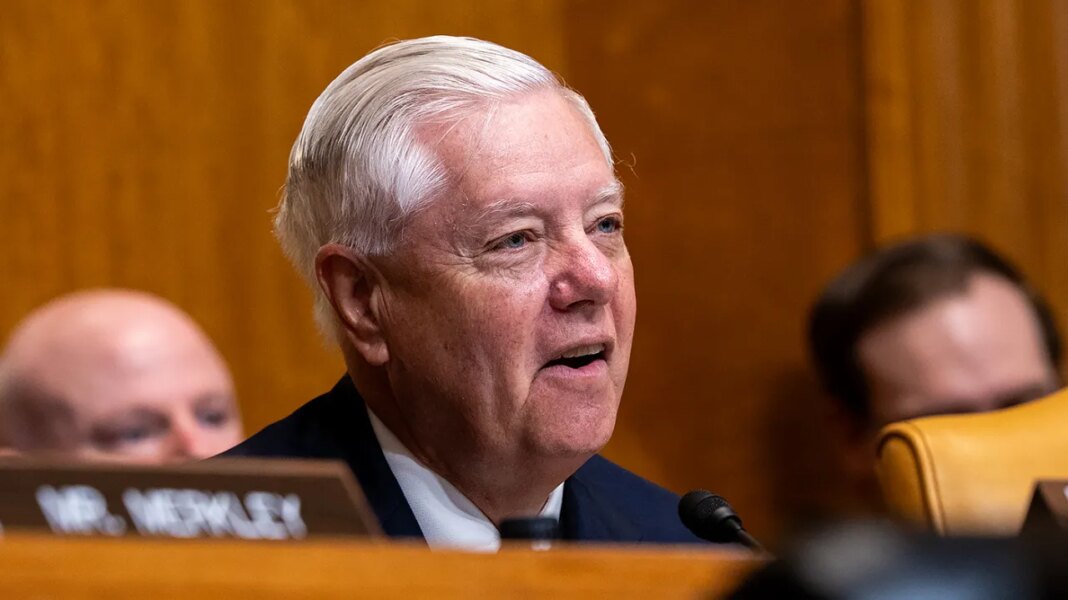 Colleagues, leaders pay tribute to Lindsey Graham