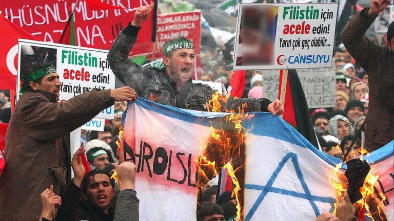 Turkey’s Rhetoric Towards Israel Sparks Antisemitism Concerns: Critics Speak Out