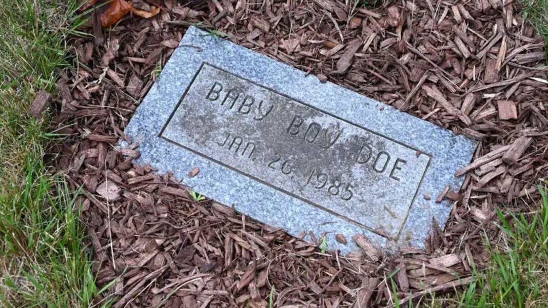 DNA from soda bottle allegedly links Massachusetts woman to 1985 murder of 'Baby Boy Doe'