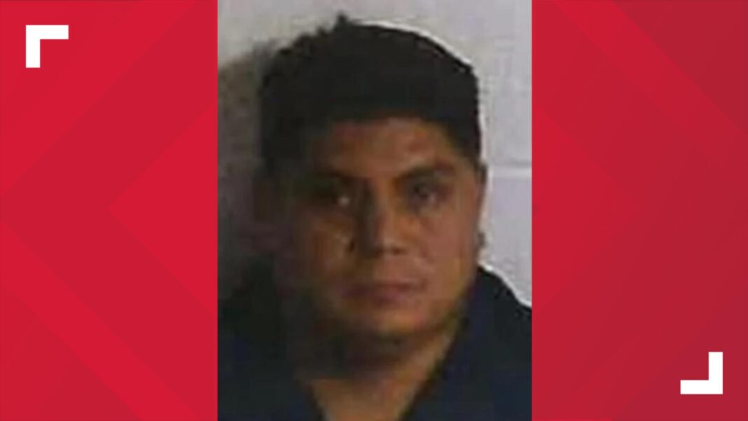 FBI offers reward for escaped Southeast Georgia murder suspect