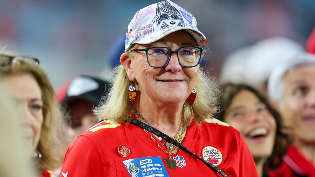 Go, Donna! Travis Kelce's Mom Just Silenced The Haters Who Think She Doesn't Like Taylor Swift