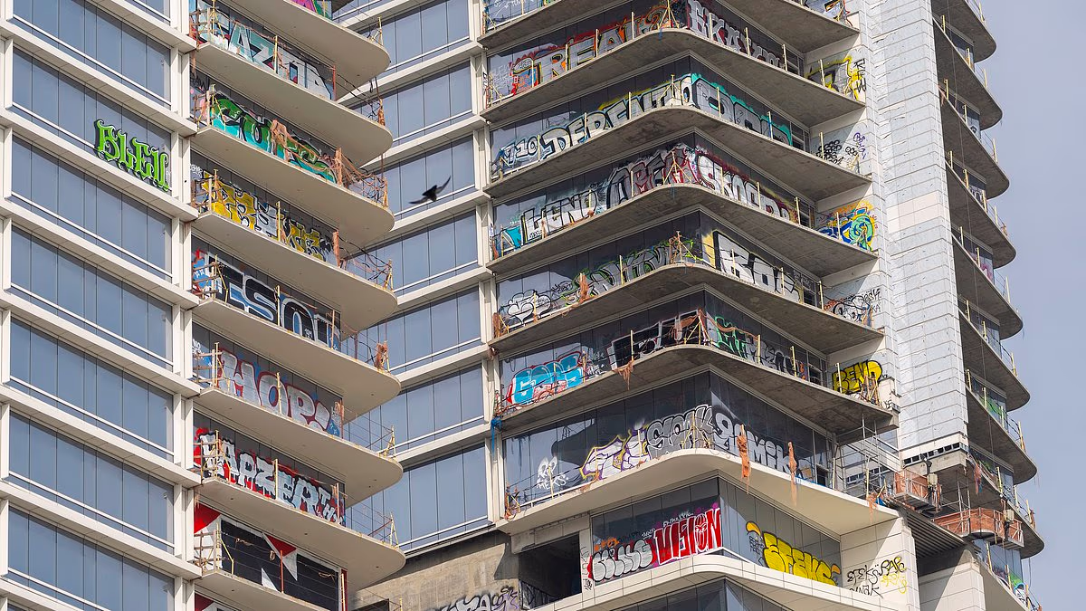 LA's shameless mayor hails clean-up of eyesore 'graffiti towers'