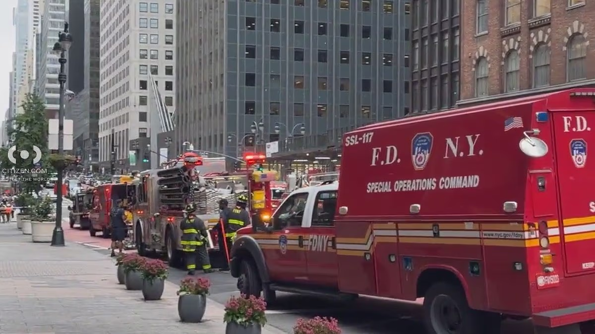 Manhattan skyscraper evacuated over fears it is on verge of COLLAPSE