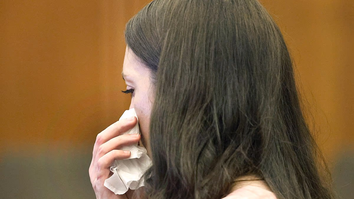Mom killed kids overcome with emotion during day 1 of murder trial