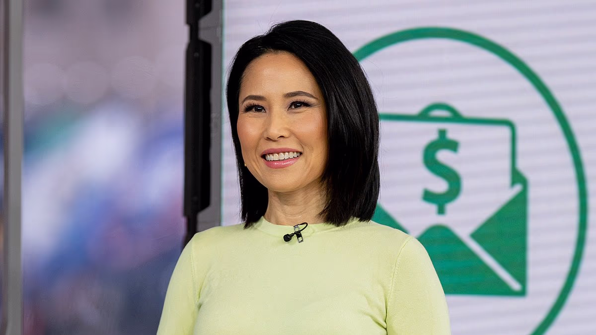NBC's Vicky Nguyen branded 'insufferable' over Carson Daly clash