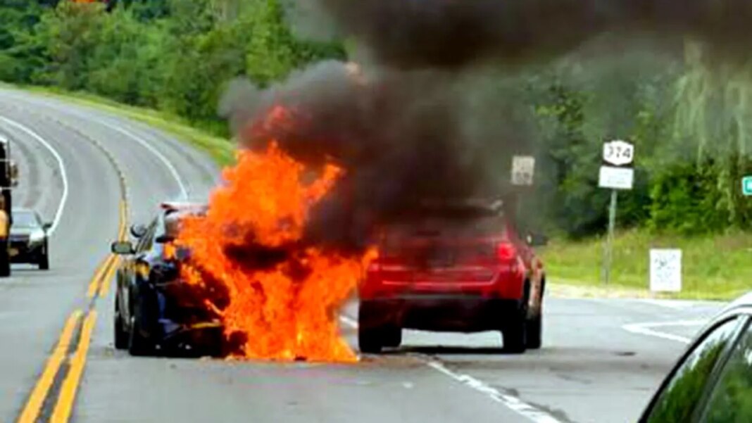NY police car catches fire, troopers injured in 3-car collision