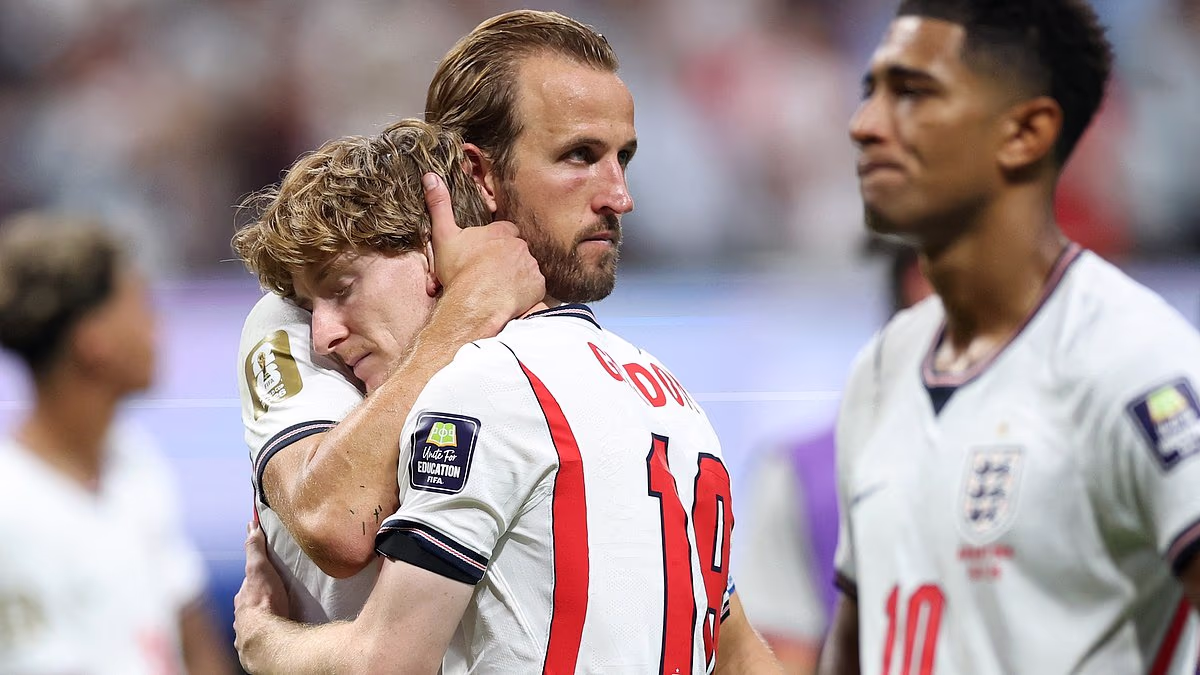 Prince William tells England to 'hold heads high' after World Cup loss