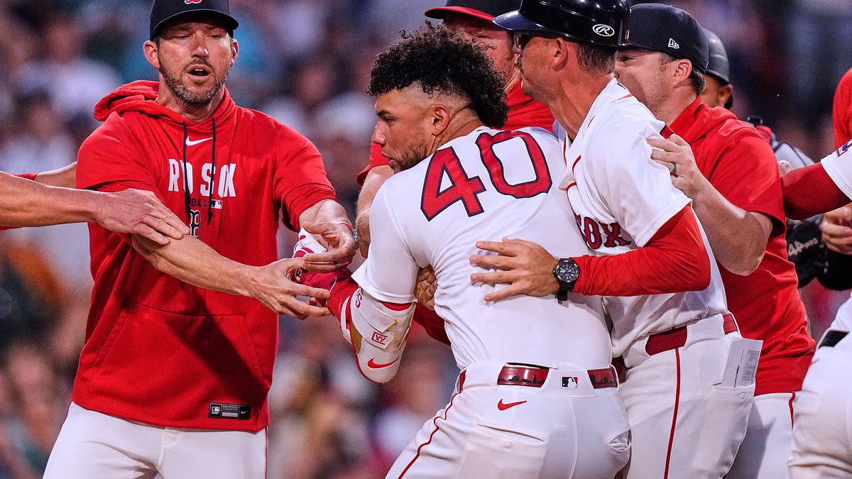 Red Sox, Nationals brawl after furious mound confrontation at Fenway