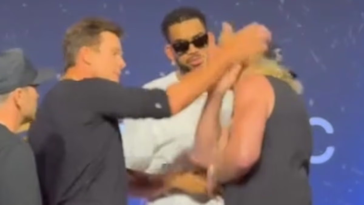 Shocking moment Tom Brady SLAPS Logan Paul as pair reignite their feud