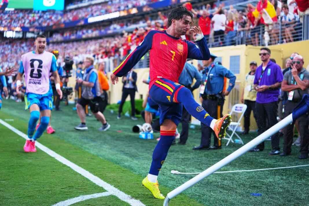 Spain wins the World Cup by beating Argentina 1-0 on Ferran Torres' goal in extra time
