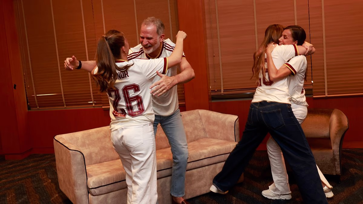 Spain's King Felipe VI jumps for joy after country's semi-final win