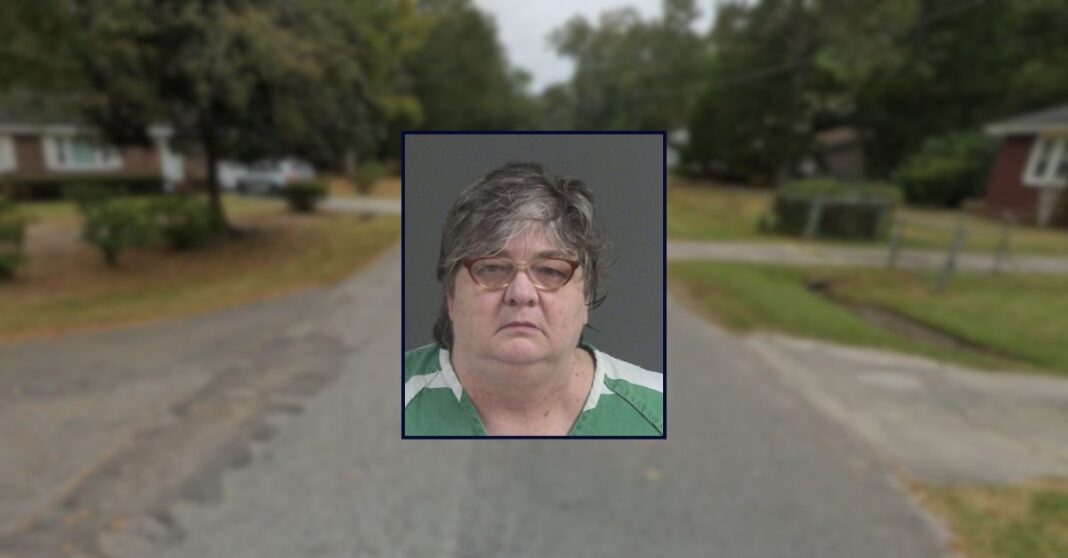 Wife left her 90-year-old husband with dementia alone: Cops