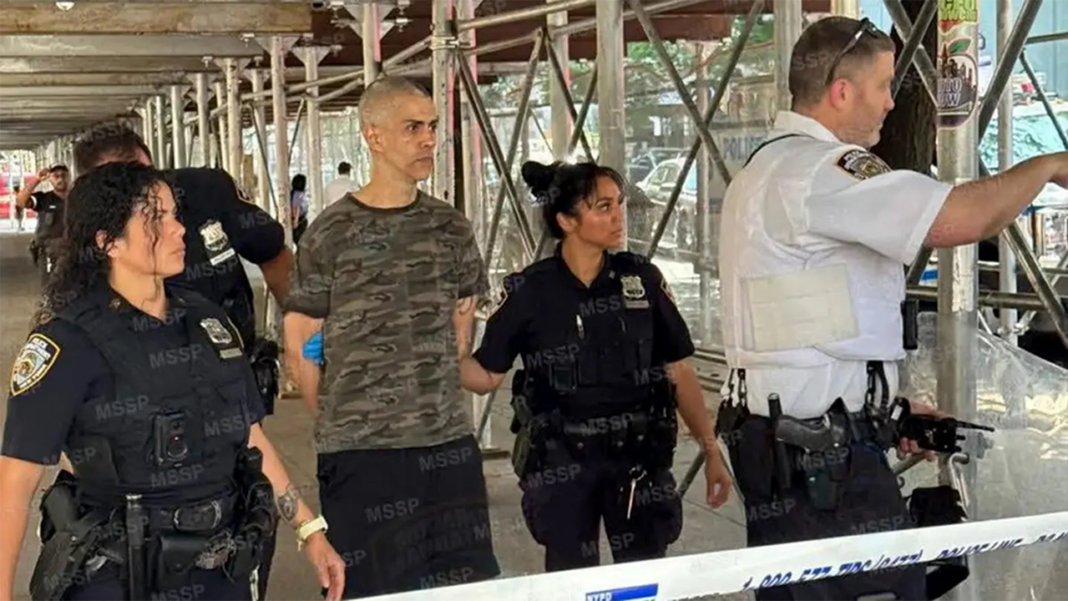 Witnesses recount 'scary' NYC stabbing after suspect allegedly yelled 'Allahu Akbar' during attacks