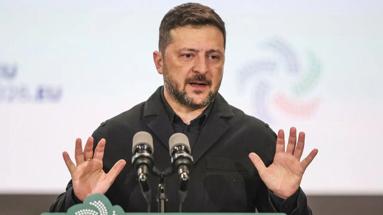 Zelenskyy Urges US and Europe to Boost Air Defense Support as Russia Conflict Continues