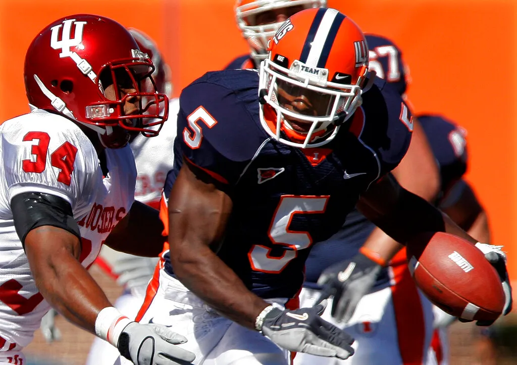 ‘Makes you proud to be an alumni’: Former Illini reflect on football success at HOF ceremony