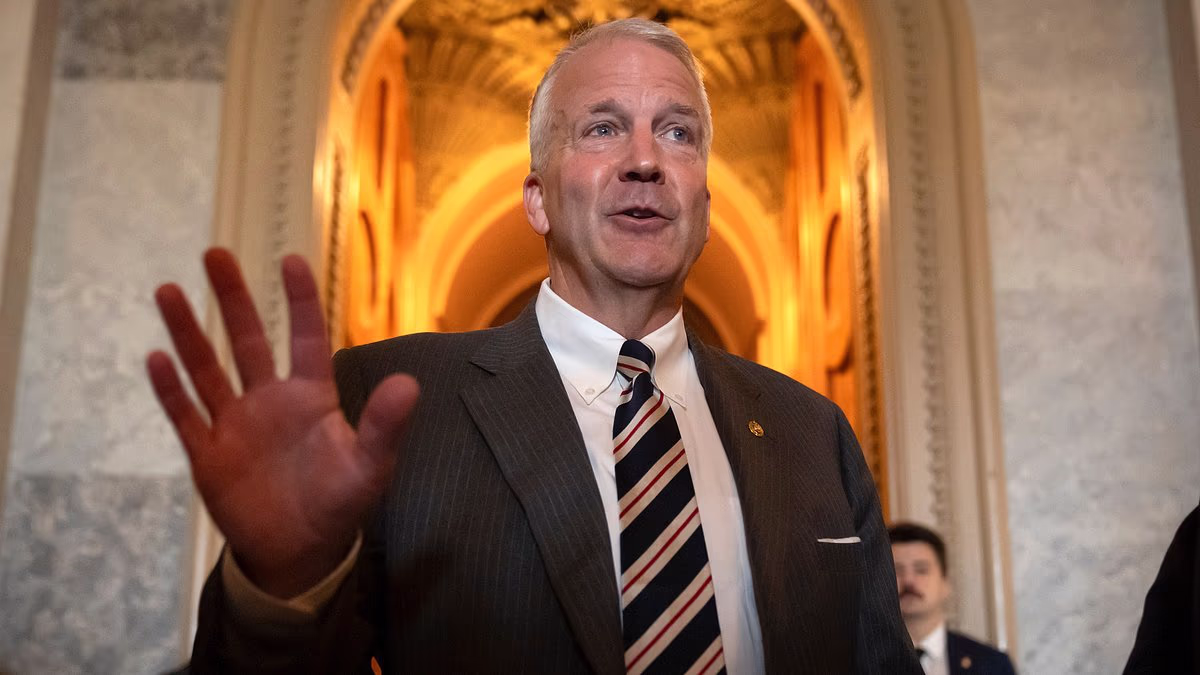 Alaska incumbent caught spending lavishly hasn't learned yet