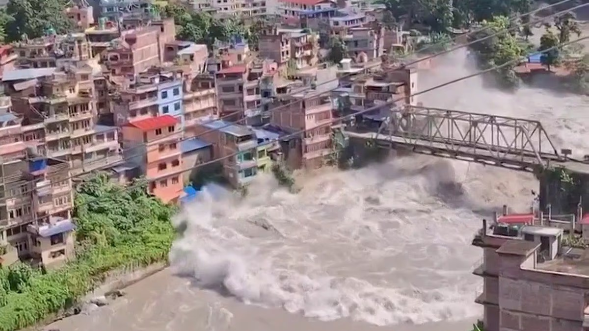 At least 54 Americans missing in unstoppable Nepal floodwaters