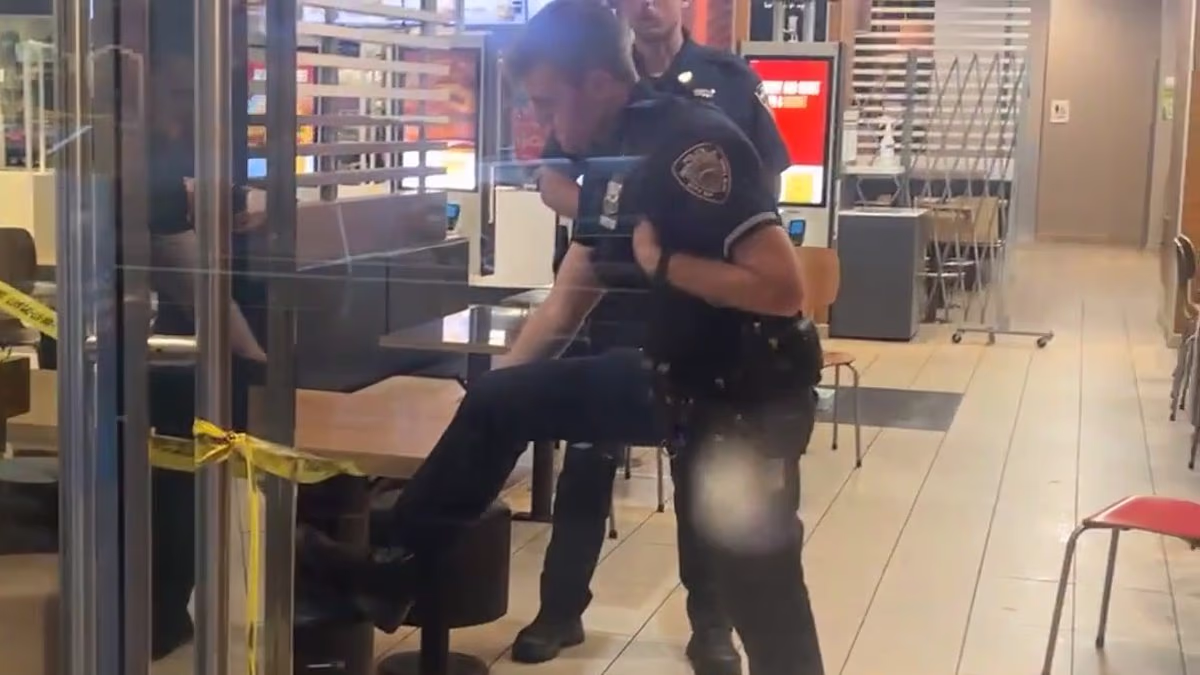 Australian teen on vacation in NYC is stabbed by in McDonald's