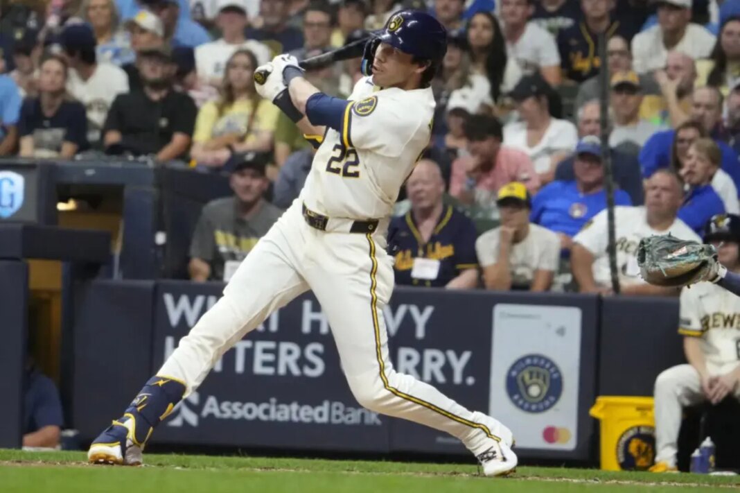 Brewers match modern-era record with 22-0 beatdown of Mariners