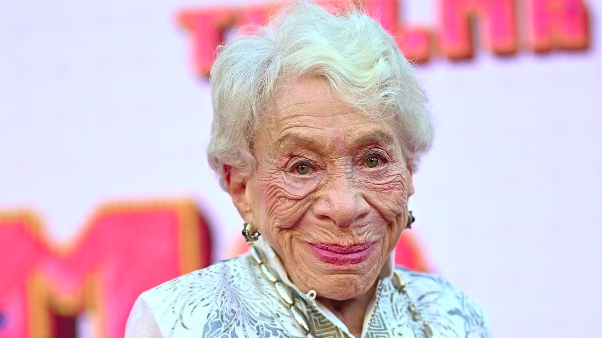 Bunny Levine, who starred in Gilmore Girls and La La Land, dead at 97