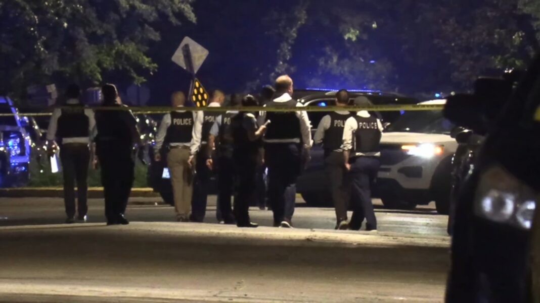 Chicago crime: Community members call for federal aid as Chicago police investigate multiple shootings, at least 3 dead