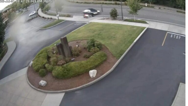 Tragic Workplace Altercation: Costco Employee Fatally Strikes Co-Worker Over Misinterpreted Gesture