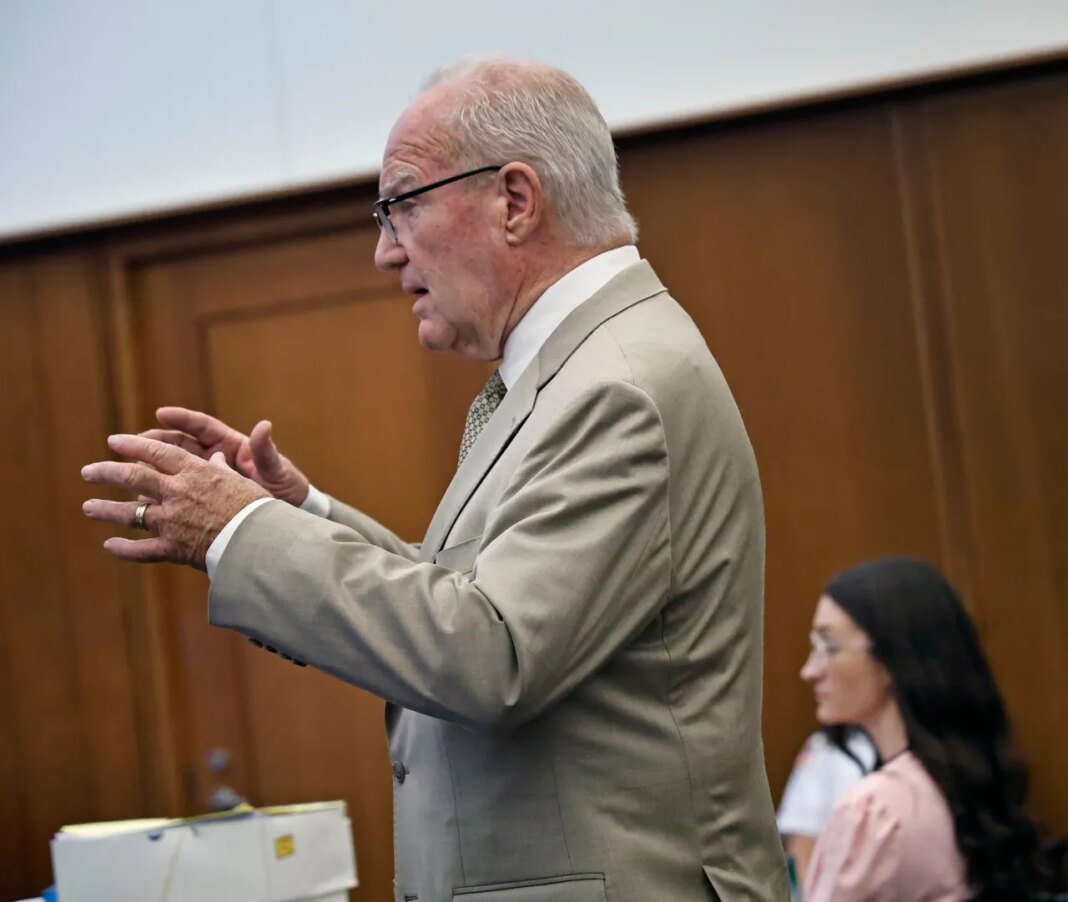 Defense attorney Kevin Reddington cross examines Dr. Jennifer Tufts who treated Lindsay Clancy during Clancy