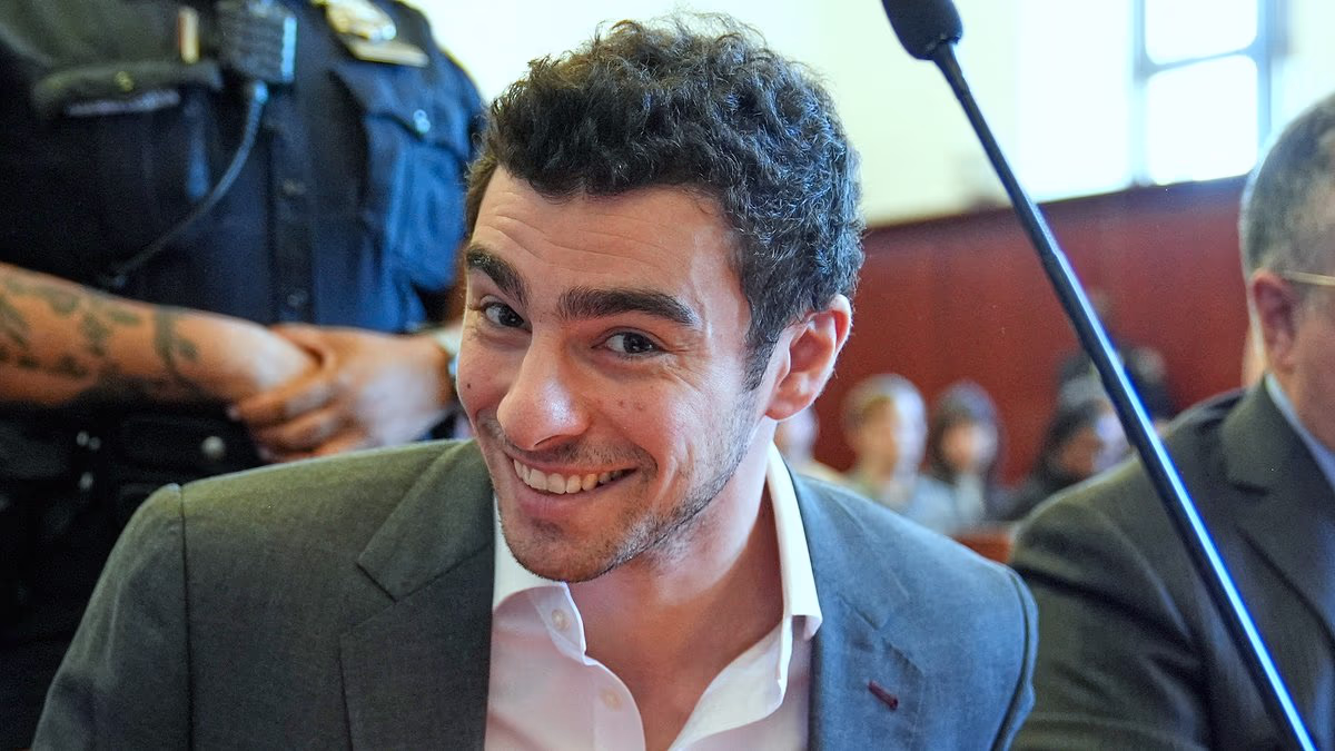 Fashion designer sparks outrage saying he would style Luigi Mangione