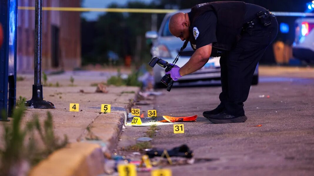 Former Chicago detective says one city's murder plunge offers Windy City crime blueprint