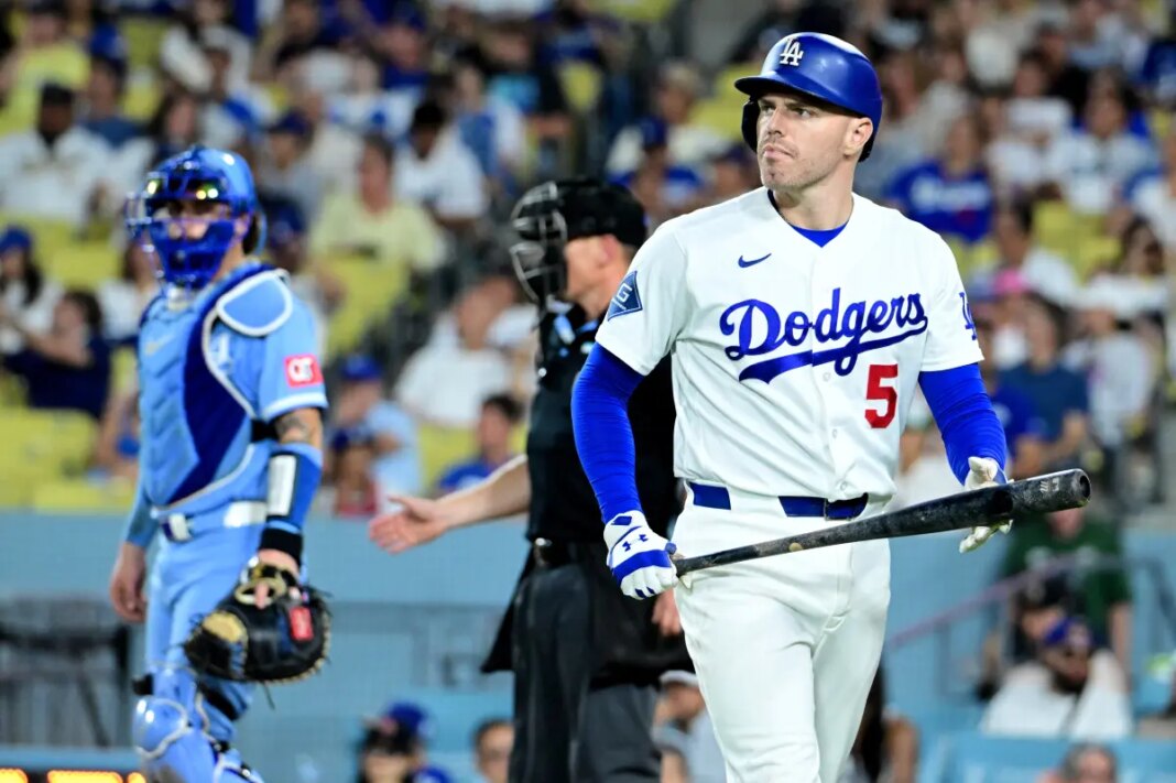 Freddie Freeman exits Dodgers game after fall down dugout stairs