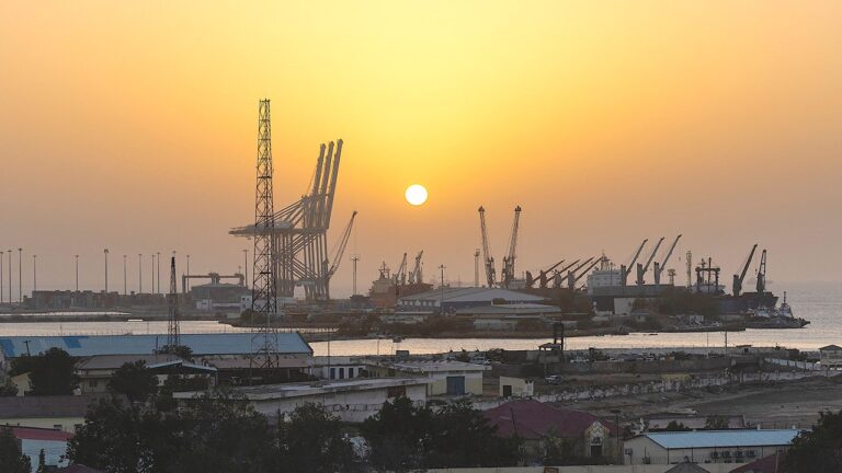 Houthi Tensions in Red Sea May Trigger Significant U.S. Policy Overhaul, Experts Warn