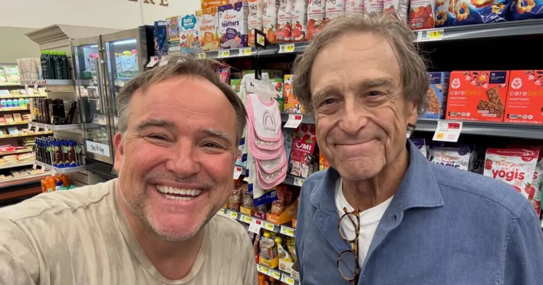 John Goodman's Dramatic Weight Loss Stuns Fans in Rare Photo: 'Unrecognizable'