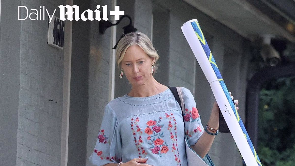 Killer beauty queen is PREGNANT: New life with boy toy lover revealed
